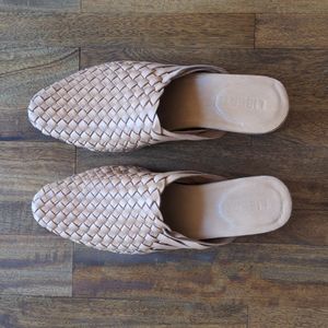 Liberte’ Leather Woven Bondi Mules Sz 41 ‘Cream’ Chunky Heel NWOB